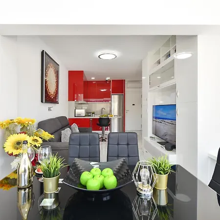 Iguazu 304 By Villagrancanaria *